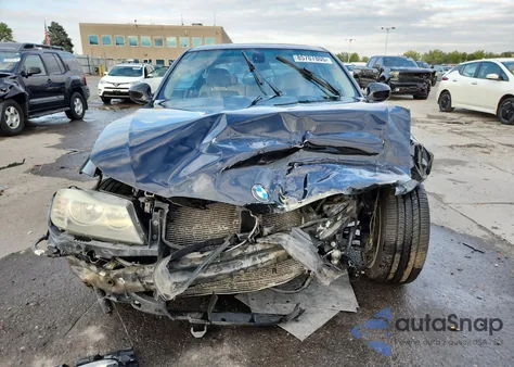 2011 BMW 328 Xi z USA, uszkodzony, nr VIN WBAPK7G59BNN69547